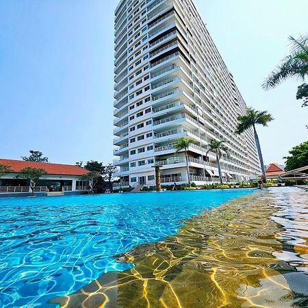 View Talay 5 Jomtien Beachfront Pattaya Eksteriør billede