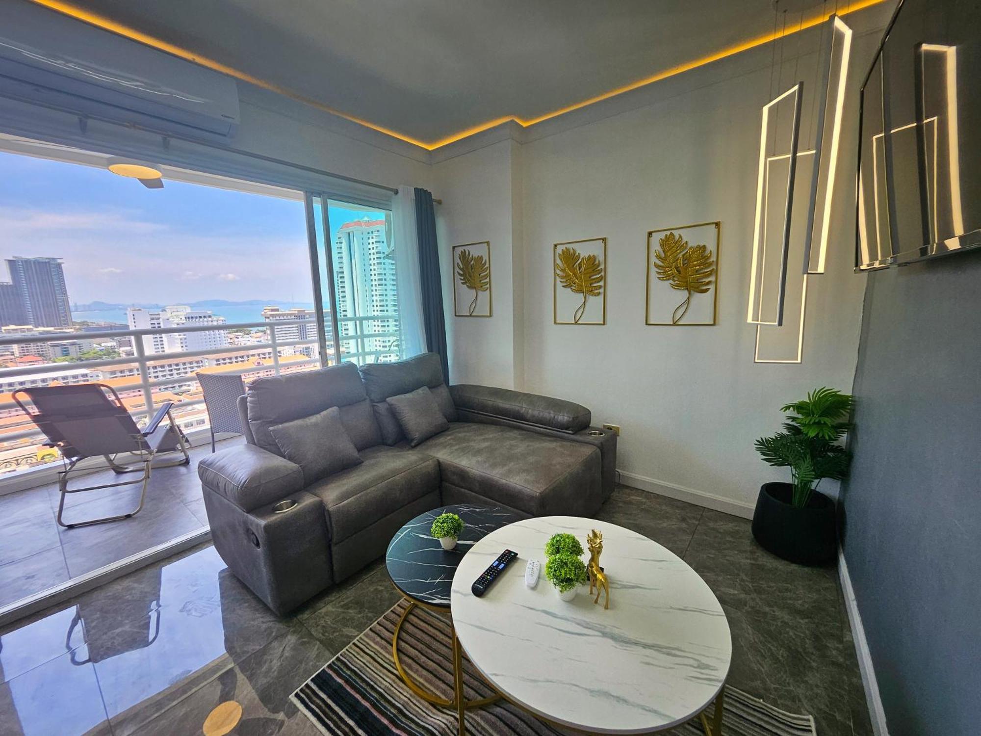 View Talay 5 Jomtien Beachfront Pattaya Eksteriør billede